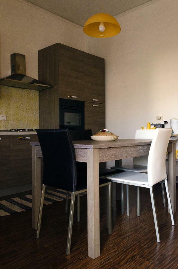 Raffo Rosso Apartment Палермо Екстериор снимка